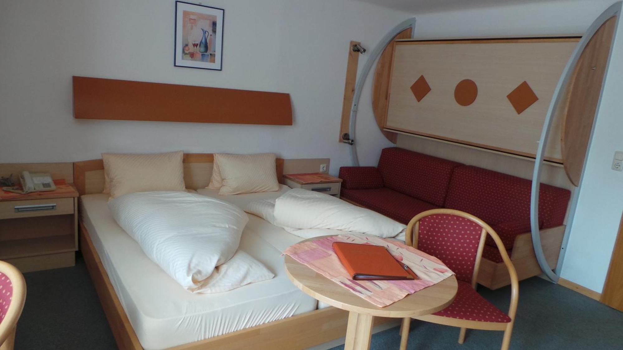 Hotel Hoerlgut Maria Alm am Steinernen Meer Oda fotoğraf